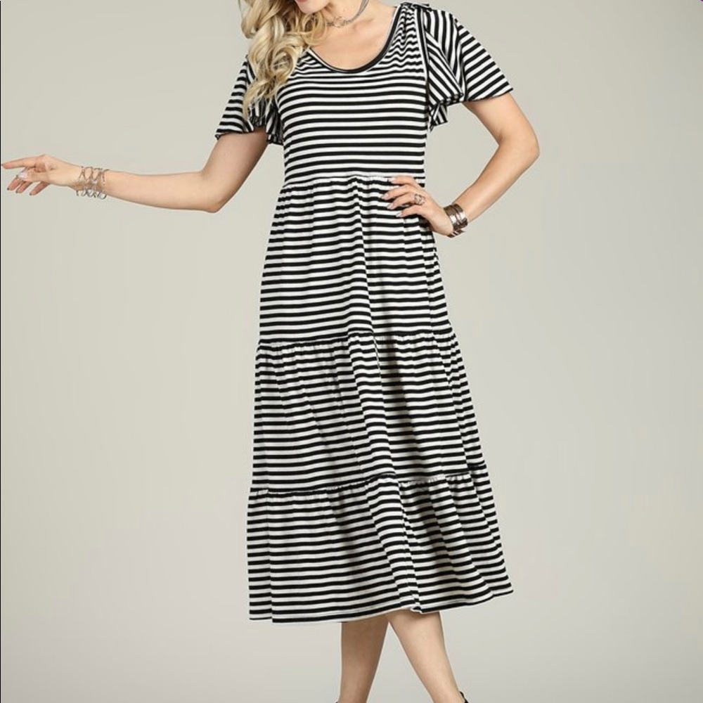 Rare Find! Suzanne Betro Black White Striped Flowy Midi Dress Ruffle Sleeve S - Picture 2 of 16